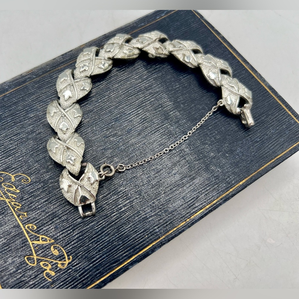 Vintage CORO silver tone link bracelet 7” - Picture 4 of 10